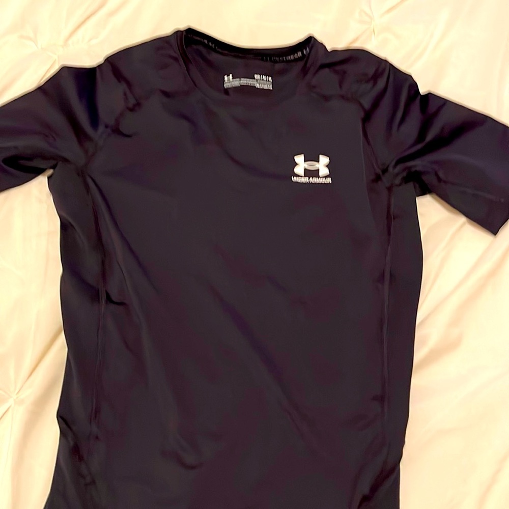 Under Armour - men’s med NWT